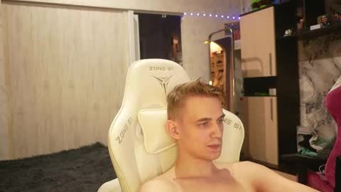 Extaz  Athrey  Howard online show from 09.29.25