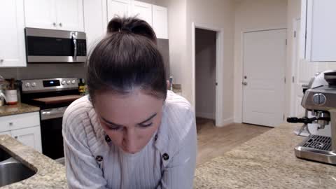 Holi Hurricane online show from 02.06.26