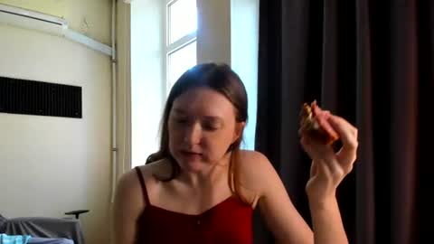 Snapshot of holistic_woman chatting on 08.09.26 holistic_woman online show from 08.09.26