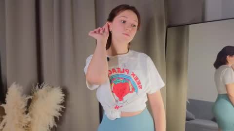 Molly online show from 11.20.25