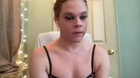 Hollys Drive threw Side Of CB. online show from 01.01.25