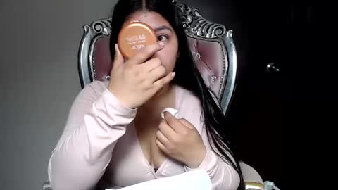 holly online show from 12.10.24
