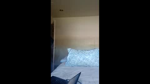 Snapshot of holly_dolly_xxx chatting on 04.02.26 holly_dolly_xxx online show from 04.02.26
