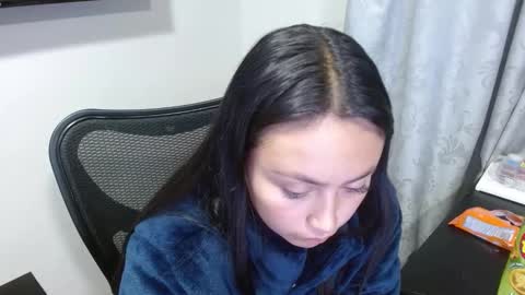 Holly online show from 10.16.25