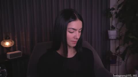 Holly Linder online show from 02.10.26