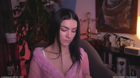 Holly Linder online show from 05.23.26