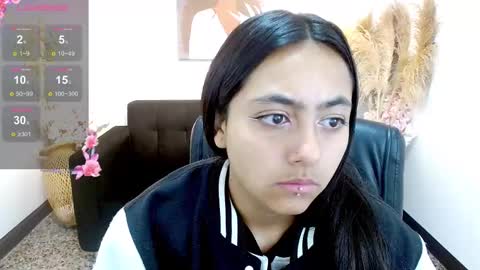 Holly online show from 02.14.25