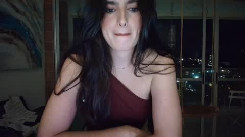 hollyshit_ online show from 11.15.25