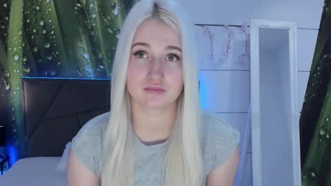 HollyTaillor online show from 02.15.26