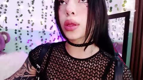 holly online show from 12.29.24