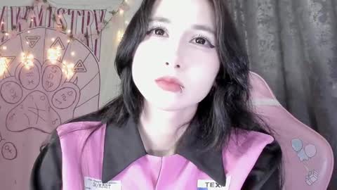 Ho Lee Sheet online show from 09.24.25