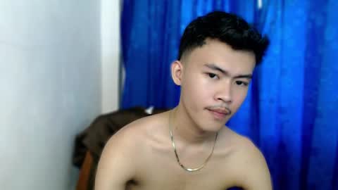 Snapshot of holy_fucker21 chatting on 09.30.25 Jayjay online show from 09.30.25