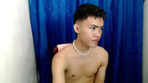 Snapshot of holy_fucker21 chatting on 11.06.25 Jayjay online show from 11.06.25