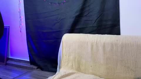 Snapshot of holy_taby_ chatting on 01.20.25 online show from 01.20.25