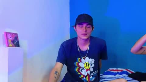 Snapshot of holy_taby_ chatting on 02.06.25 online show from 02.06.25