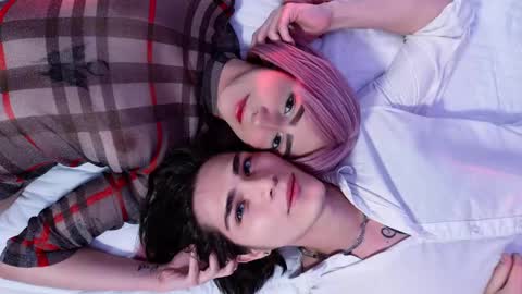 Snapshot of holy_taby_ chatting on 02.14.25 online show from 02.14.25