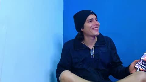 Snapshot of holy_taby_ chatting on 02.19.25 online show from 02.19.25