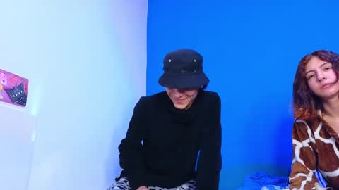 Snapshot of holy_taby_ chatting on 03.10.25 online show from 03.10.25