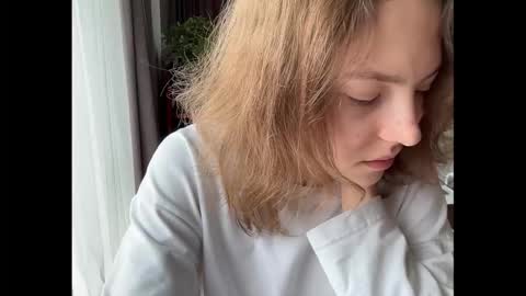 Snapshot of holydori chatting on 09.29.25 dori not holy get my tg channel with link from description under last photo online show from 09.29.25