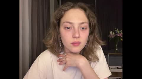 Snapshot of holydori chatting on 10.05.25 dori not holy get my tg channel with link from description under last photo online show from 10.05.25