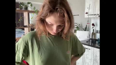 Snapshot of holydori chatting on 10.17.25 dori not holy get my tg channel with link from description under last photo online show from 10.17.25