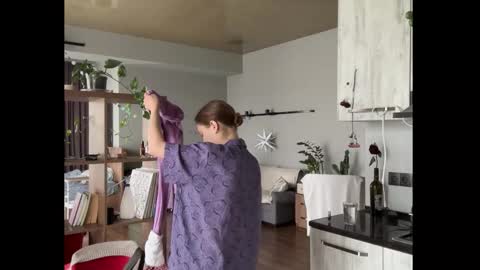 Snapshot of holydori chatting on 10.18.25 dori not holy get my tg channel with link from description under last photo online show from 10.18.25