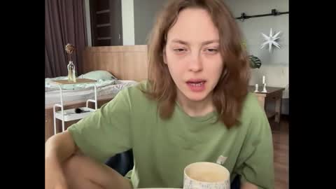 Snapshot of holydori chatting on 10.21.25 dori not holy get my tg channel with link from description under last photo online show from 10.21.25