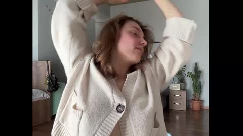 Snapshot of holydori chatting on 10.30.25 dori not holy get my tg channel with link from description under last photo online show from 10.30.25