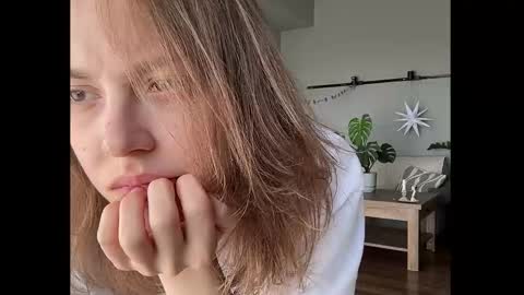 Snapshot of holydori chatting on 10.31.25 dori not holy get my tg channel with link from description under last photo online show from 10.31.25