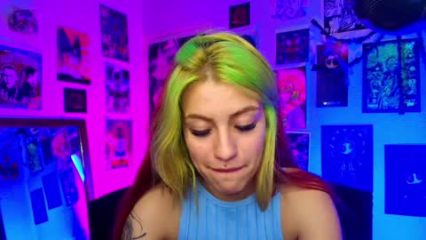 Snapshot of holyeva chatting on 12.06.24 online show from 12.06.24