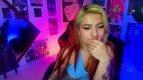 Snapshot of holyeva chatting on 12.16.24 online show from 12.16.24