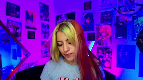 Snapshot of holyeva chatting on 12.18.24 online show from 12.18.24