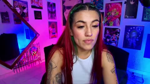 Snapshot of holyeva chatting on 02.02.25 online show from 02.02.25