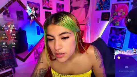 Snapshot of holyeva chatting on 02.07.25 online show from 02.07.25