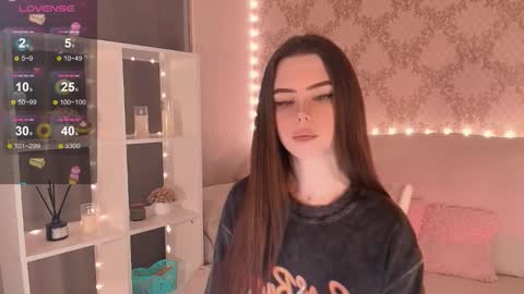 Mia online show from 02.16.26