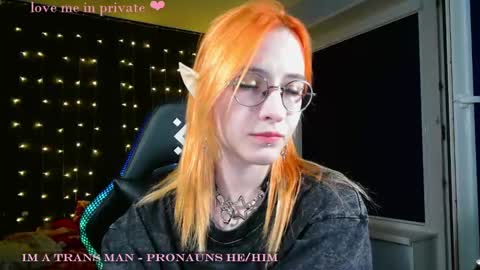 Honelints boyblonde hair AsterMIntfemboybrown hair online show from 01.22.25