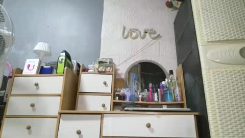 happy birthday to me online show from 12.23.25