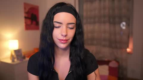 Kate online show from 09.18.25