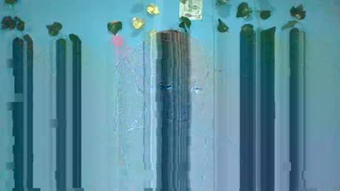 Queen online show from 11.03.25