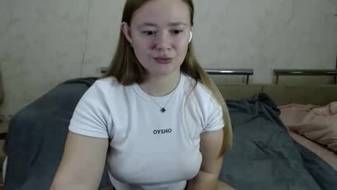 honey_caramelle online show from 12.15.24