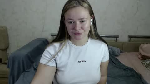 honey_caramelle online show from 12.19.24