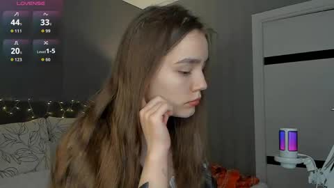 Snapshot of honey_chantal chatting on 05.01.26 Chantal online show from 05.01.26