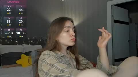 Snapshot of honey_chantal chatting on 05.31.26 Chantal online show from 05.31.26