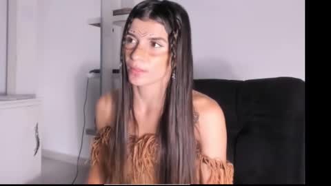 honey_darcy online show from 10.31.25