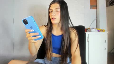 honey_darcy online show from 12.21.25