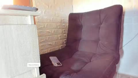Snapshot of honey_darcy chatting on 05.24.26 honey_darcy online show from 05.24.26