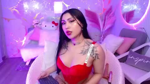 honey_doll_x online show from 04.15.26