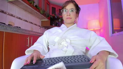 HONEY online show from 01.09.25