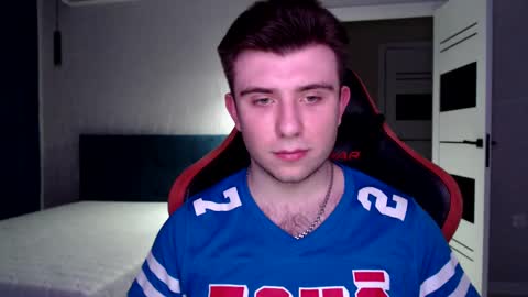 Wolfy online show from 03.11.25