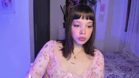 Snapshot of honey_hoe chatting on 12.15.24 Lau online show from 12.15.24